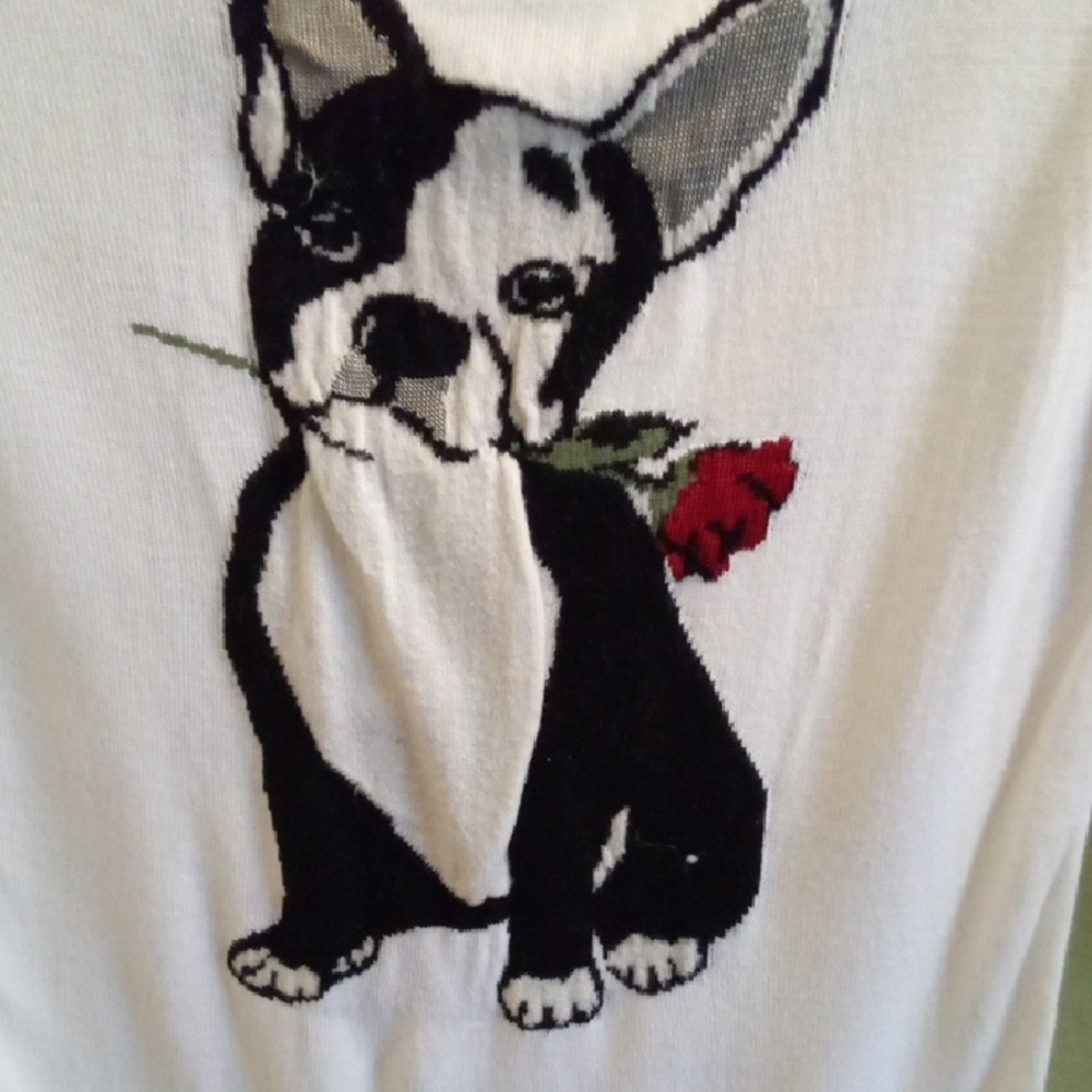Womans XS White House Black Market Black and White Dog With Rose Long Sleeve Tee - Picture 3 of 4